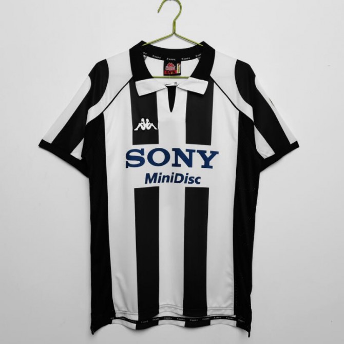 Retro Juventus Home Jersey 1997/98