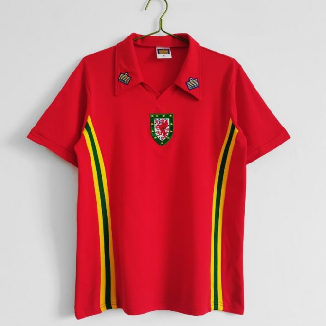 Retro Wales Home Jersey 1976/79